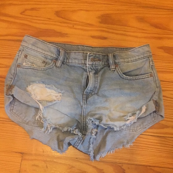 Urban Outfitters boyfriend shorts - Picture 1 of 2